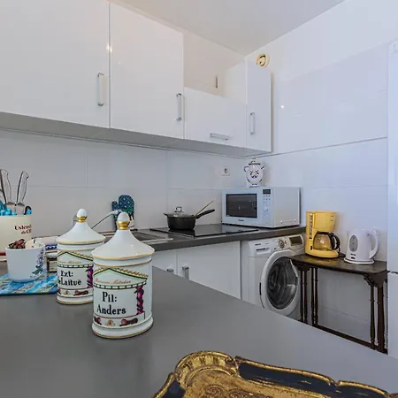 Apartman Prom 199 - Spacious - Promenade - Sea View