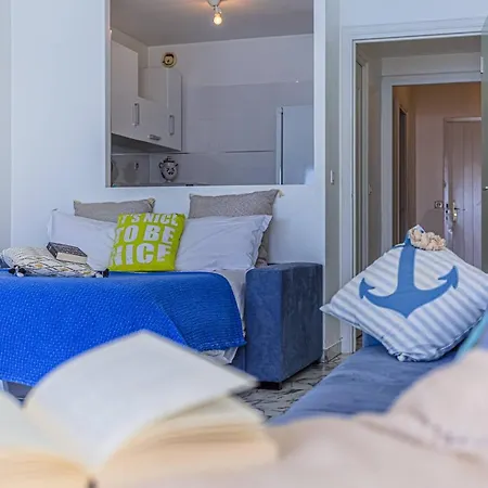 Apartman Prom 199 - Spacious - Promenade - Sea View *